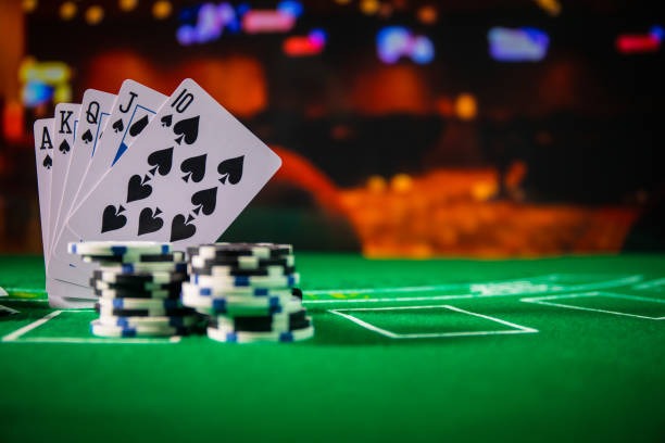 Live blackjack table with professional dealer at mikototo studio
